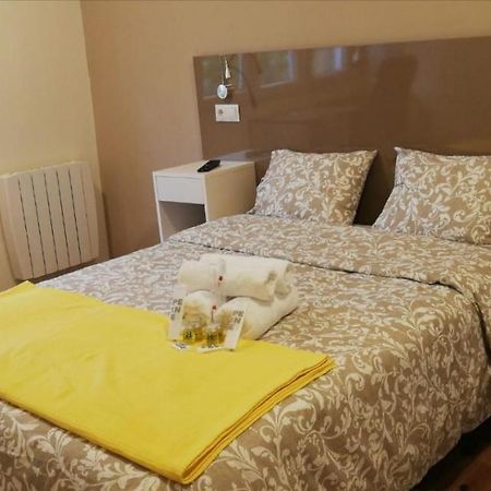 Residencia Compostela 2 Panzió Santiago de Compostela Kültér fotó