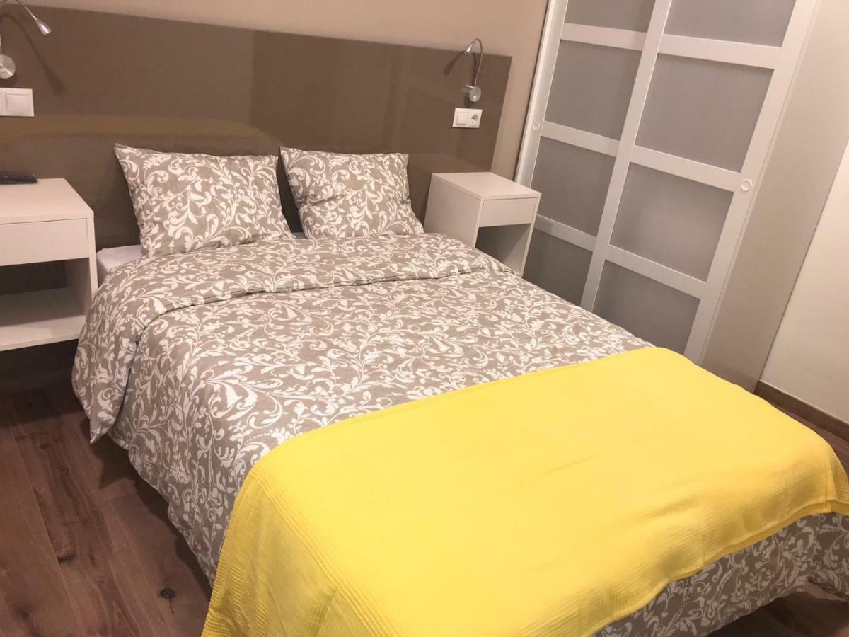 Residencia Compostela 2 Panzió Santiago de Compostela Kültér fotó