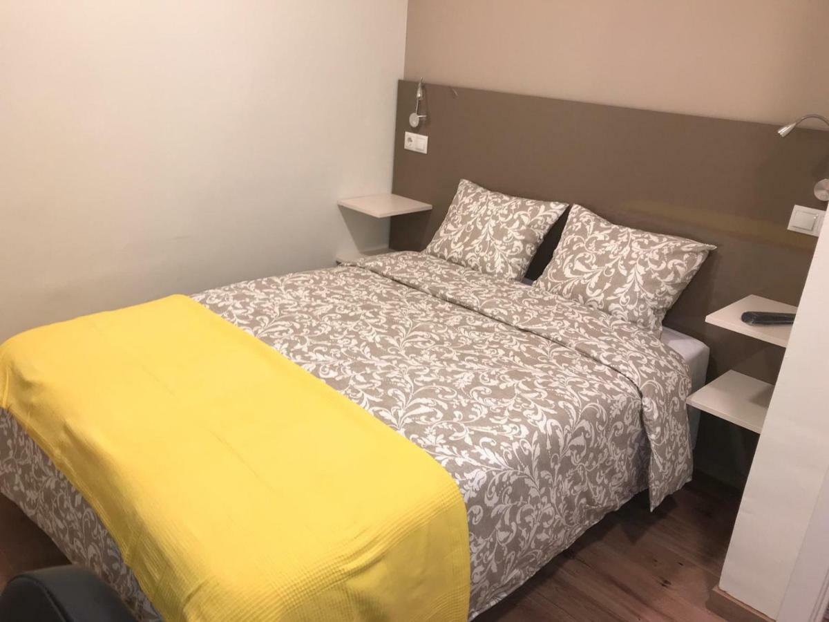 Residencia Compostela 2 Panzió Santiago de Compostela Kültér fotó