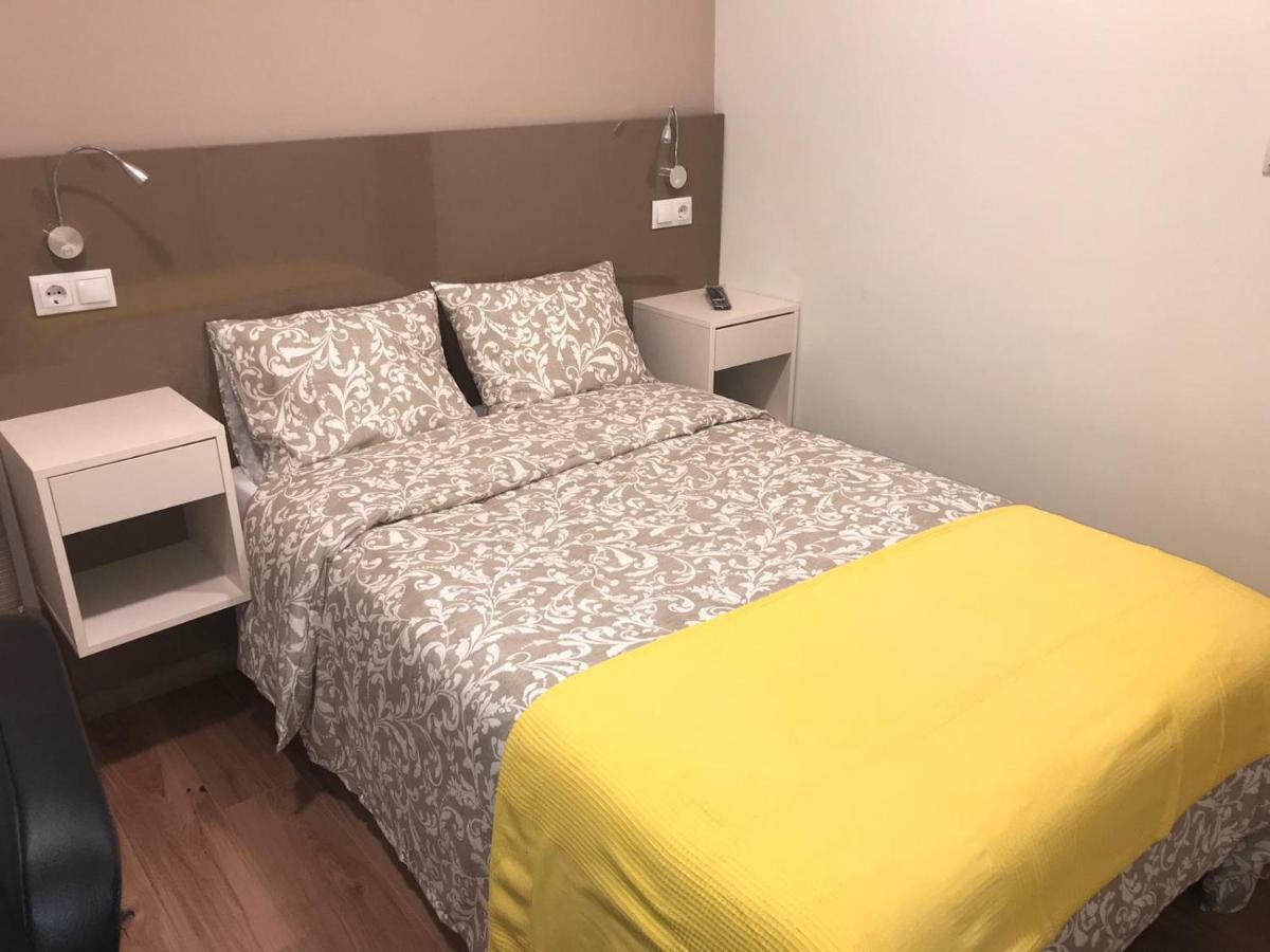 Residencia Compostela 2 Panzió Santiago de Compostela Kültér fotó